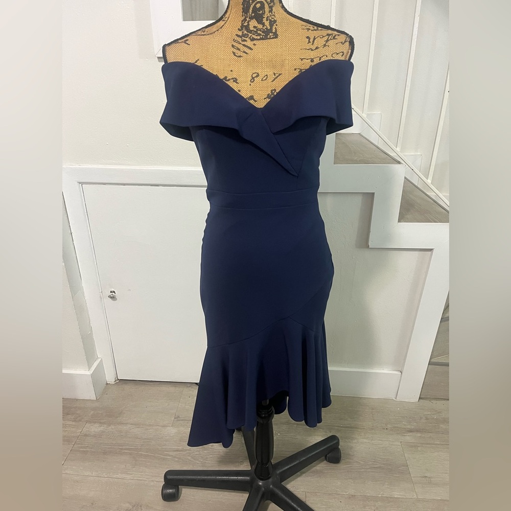 Chic Strapless Navy Dress